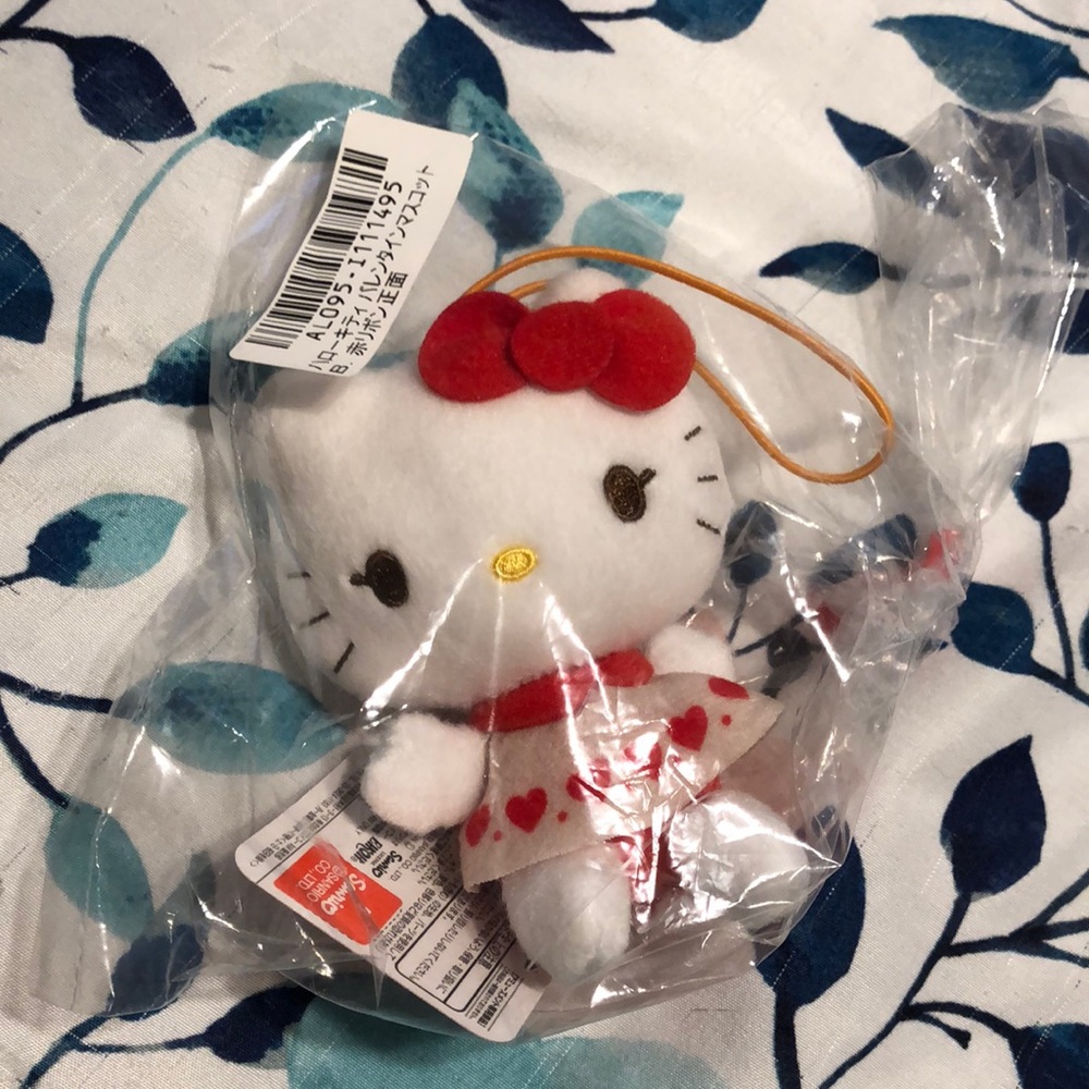 Hello kitty charm